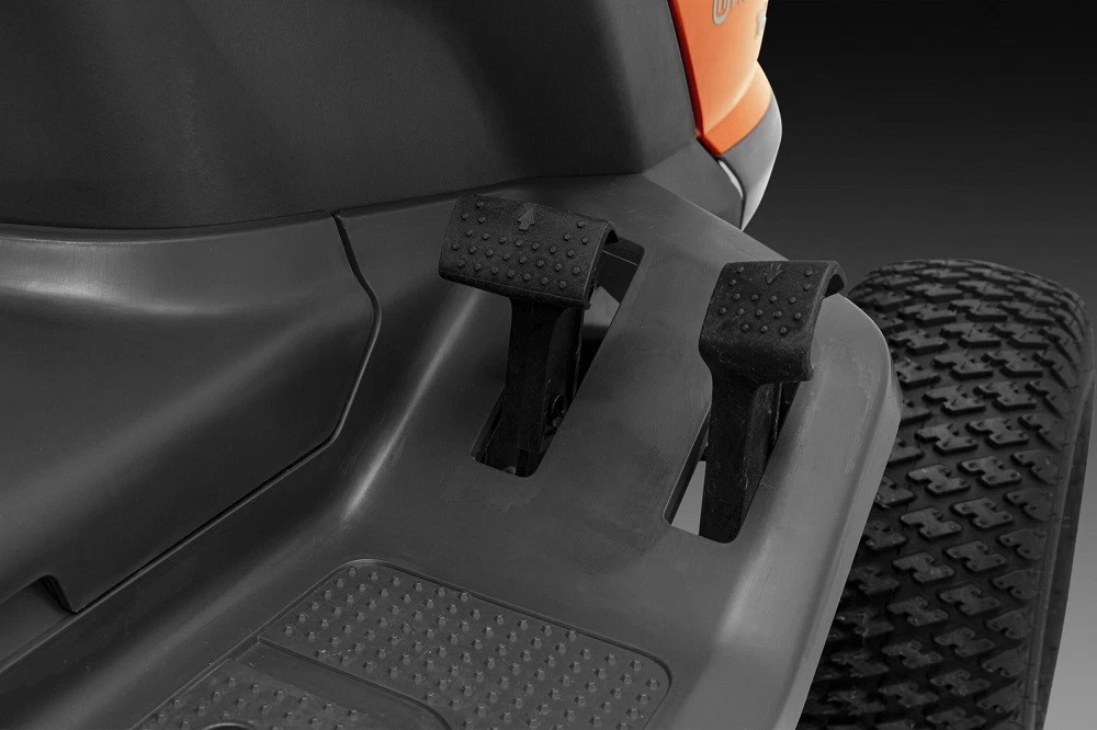 Husqvarna TS 114 Rasentraktor mit Hydrostat-Antrieb – Bild 6